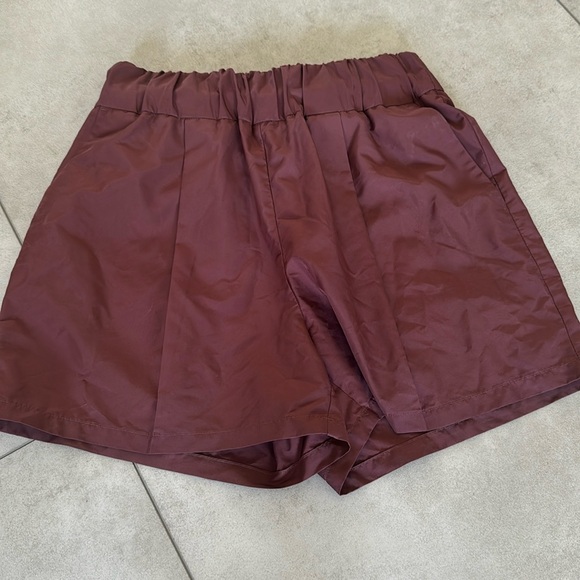 Maroon dressy shorts - Picture 1 of 2